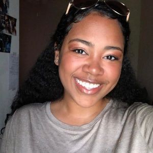 Meet your Posher, Sierra